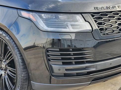 Used 2020 Land Rover Range Rover HSE image 8