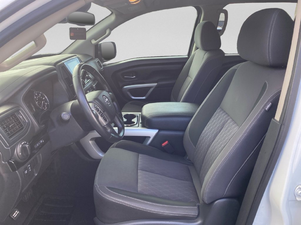 Used 2023 Nissan Titan SV w/ SV Convenience Package AWD/4WD image 20