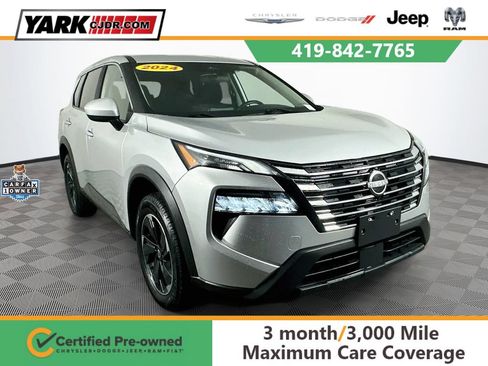 Used 2024 Nissan Rogue SV AWD/4WD image 1