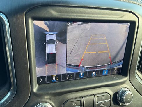 Used 2022 GMC Sierra 2500 AT4 w/ AT4 Premium Plus Package image 14