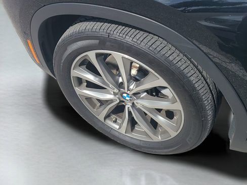 Used 2019 BMW X3 sDrive30i image 2