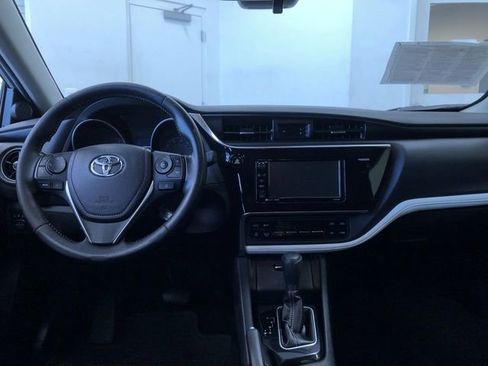 Used 2018 Toyota Corolla iM w/ All-Weather Mat Package FWD image 17