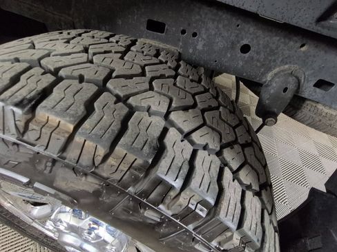 Certified 2022 RAM 2500 Big Horn AWD/4WD image 13