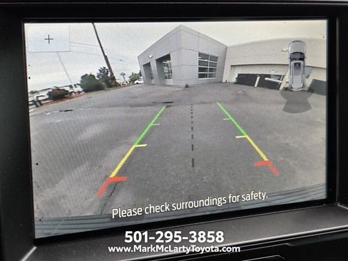 Used 2020 Ford Expedition XLT w/ Equipment Group 201A RWD image 19