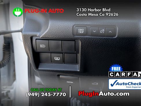 Used 2022 Lexus IS 300 w/ Premium Package RWD image 20