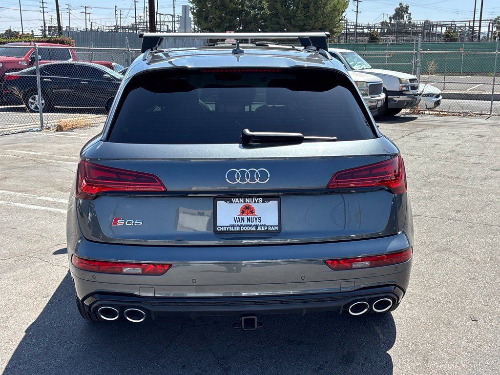 Used 2021 Audi SQ5 Premium Plus w/ Premium Plus Package AWD/4WD image 4