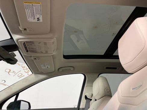 Used 2020 Cadillac XT6 Premium Luxury image 34