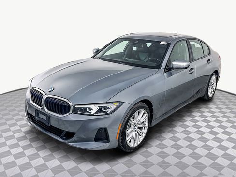 Used 2023 BMW 330i Sedan image 4