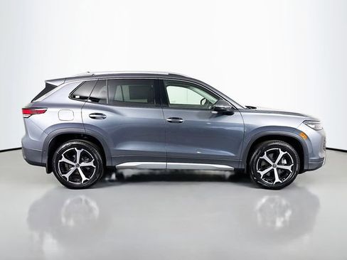 New 2026 Volkswagen Tiguan SE image 8