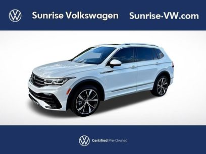 Used 2024 Volkswagen Tiguan SEL R-Line