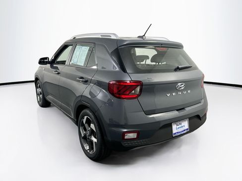 Used 2023 Hyundai Venue SEL w/ Cargo Package FWD image 7