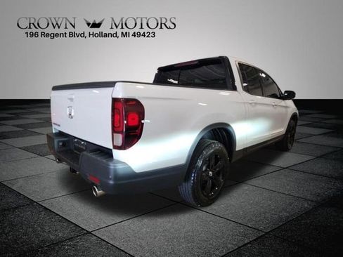 Used 2023 Honda Ridgeline Black Edition image 3