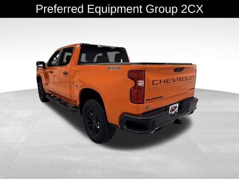 Certified 2021 Chevrolet Silverado 1500 Custom Trail Boss w/ LPO, Dark Essentials Package AWD/4WD image 4