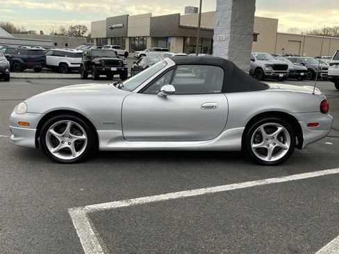 Used 2003 MAZDA MX-5 Miata image 8