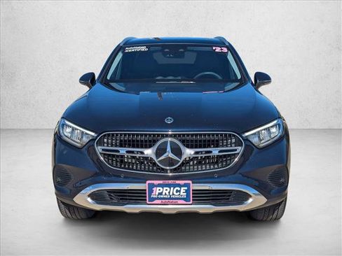 Used 2023 Mercedes-Benz GLC 300 4MATIC image 2