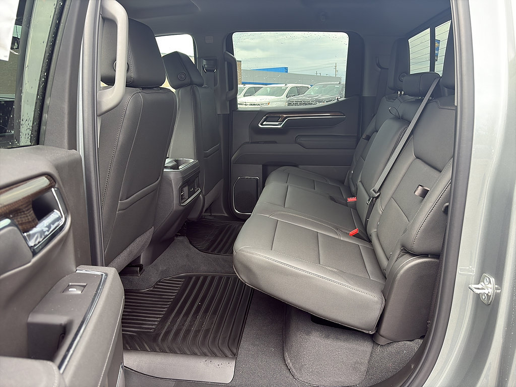 New 2026 Chevrolet Silverado 1500 RST w/ Convenience Package II AWD/4WD image 12