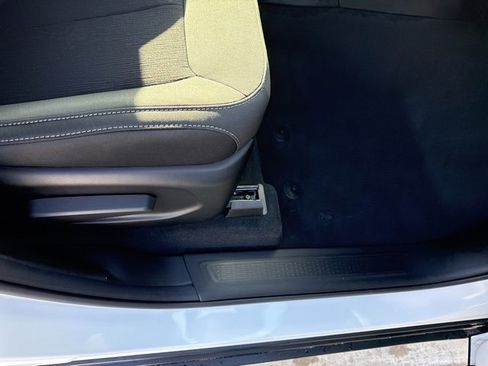 New 2025 Jeep Grand Cherokee Laredo X w/ Luxury Tech Group I image 35