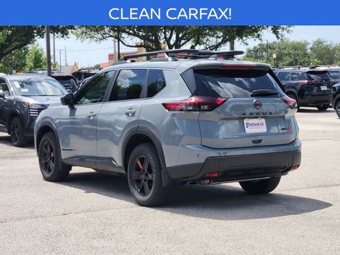 Certified 2025 Nissan Rogue SV image 3