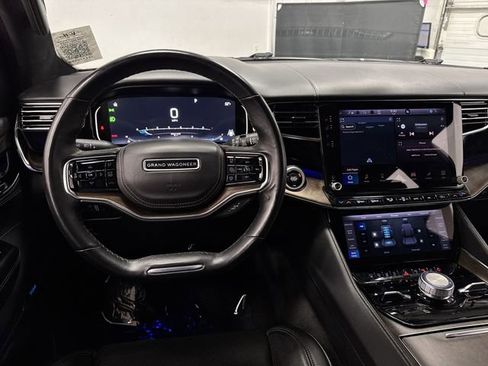 Used 2022 Jeep Grand Wagoneer Series II image 6
