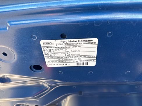 Used 2024 Ford Mustang Convertible image 23