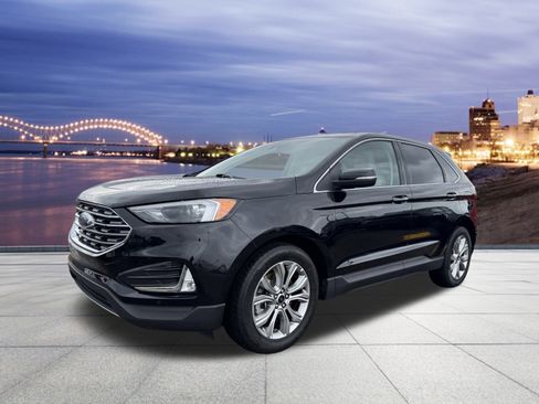 Used 2024 Ford Edge Titanium image 1