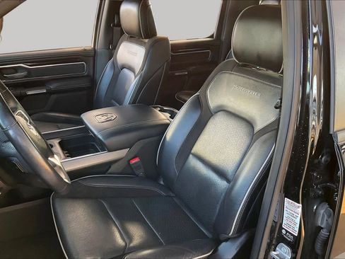 Used 2022 RAM 1500 Laramie w/ Sport Appearance Package AWD/4WD image 9