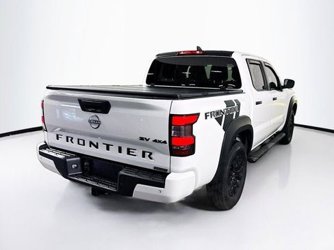 Used 2023 Nissan Frontier SV w/ Midnight Edition Package image 5