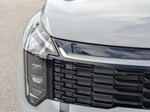 Used 2026 Kia Sportage EX image 10