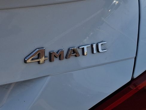 Used 2019 Mercedes-Benz CLA 250 4MATIC image 32