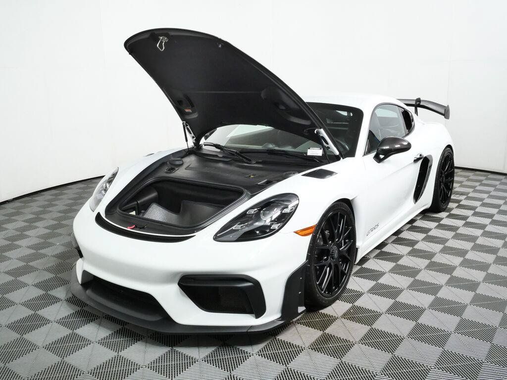 Certified 2025 Porsche 718 Cayman GT4 RS RWD image 29