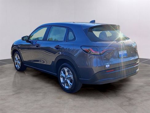 Certified 2023 Honda HR-V LX image 6