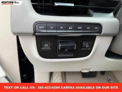 Used 2024 Cadillac Escalade Sport Platinum image 23