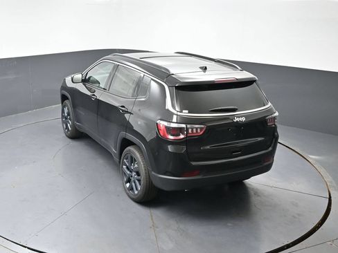 New 2026 Jeep Compass Latitude AWD/4WD image 36
