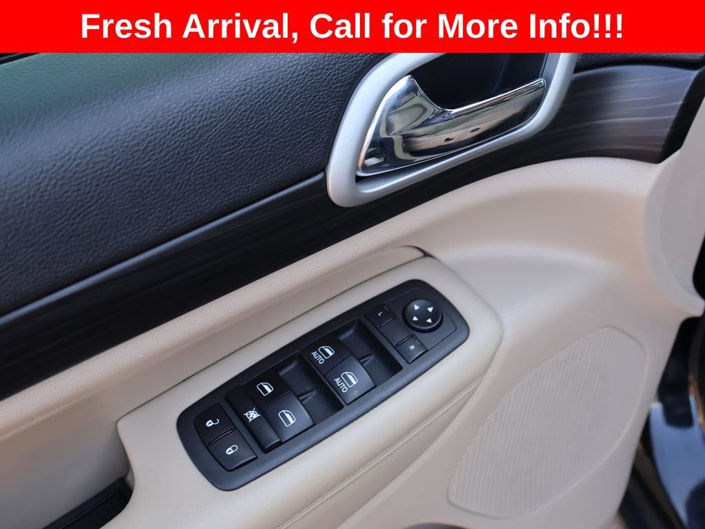 Used 2022 Jeep Grand Cherokee Laredo E w/ Security & Convenience Group AWD/4WD image 32