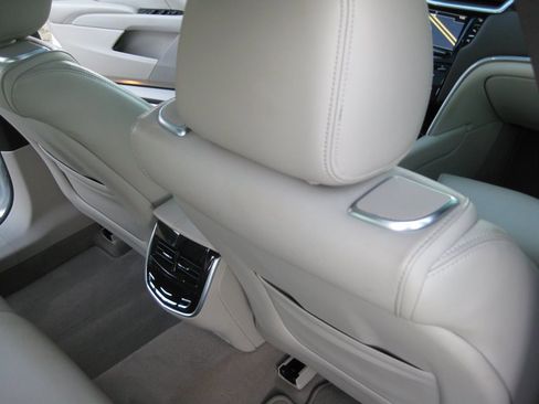 Used 2016 Cadillac XTS Premium image 34