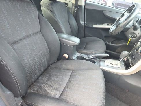 Used 2013 Toyota Corolla S image 12