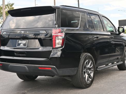 Used 2022 Chevrolet Tahoe Z71 w/ Luxury Package image 17