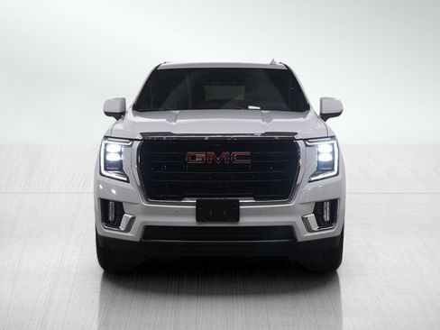 Used 2024 GMC Yukon XL SLE image 9
