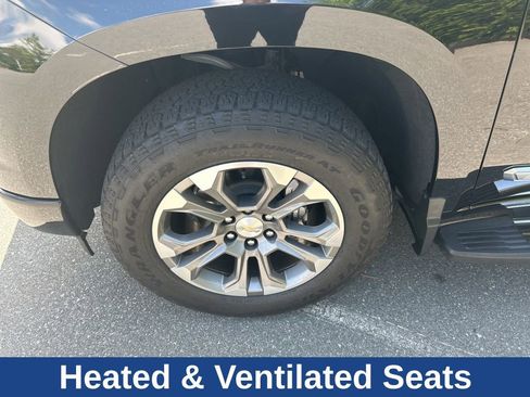 Certified 2023 Chevrolet Silverado 1500 High Country w/ Z71 Off-Road Package AWD/4WD image 4