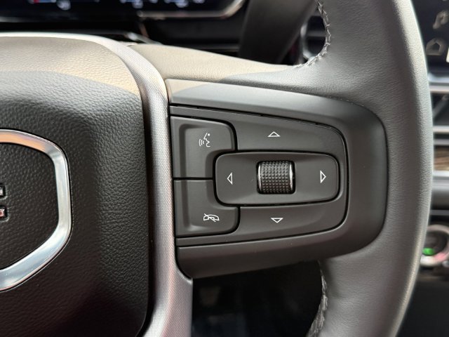 Used 2023 GMC Sierra 1500 Elevation w/ LPO, Elevation Black Package AWD/4WD image 20