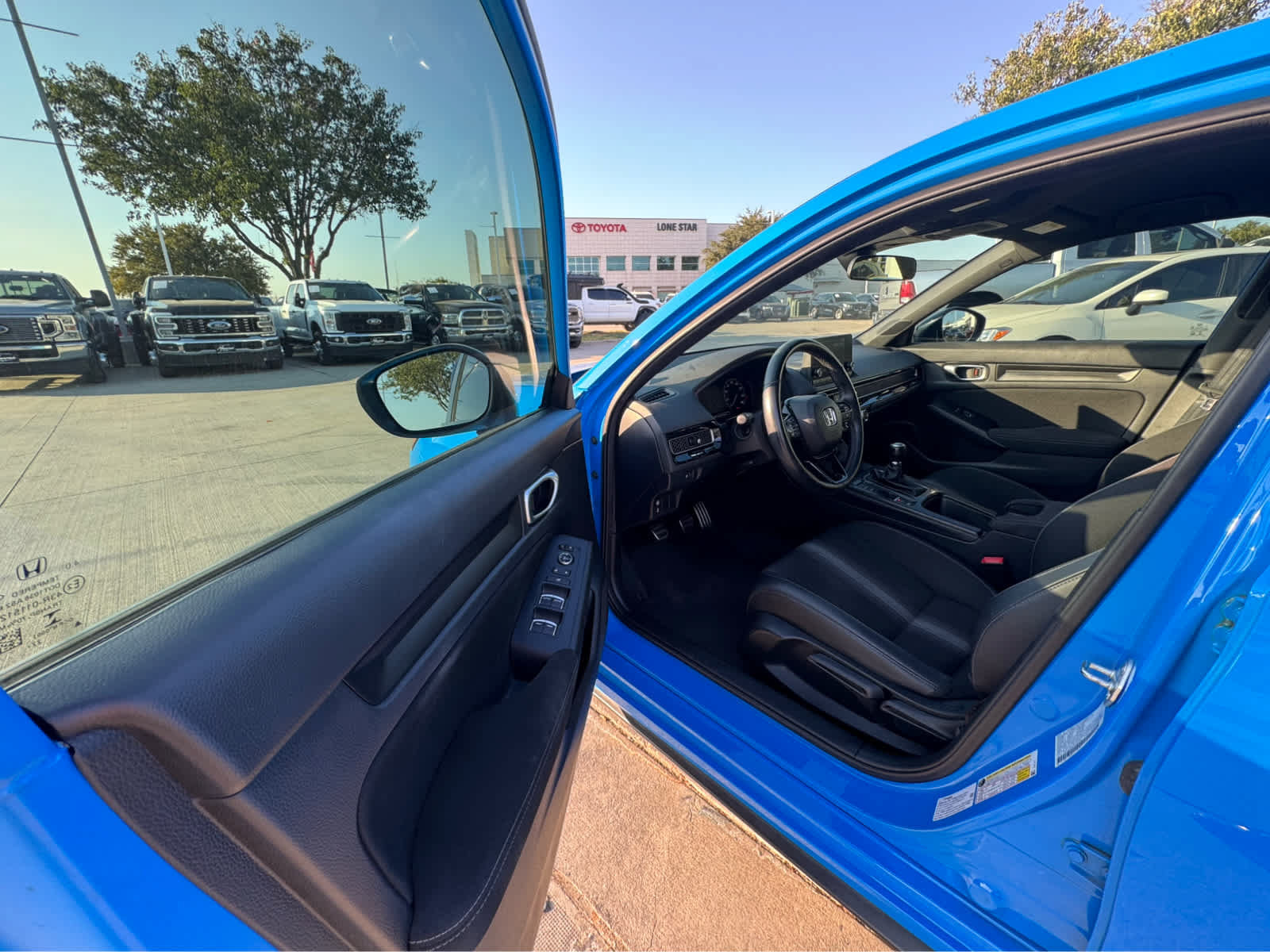 Used 2023 Honda Civic Sport image 5
