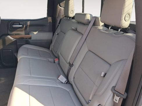 Used 2022 GMC Sierra 1500 SLT w/ SLT Convenience Package AWD/4WD image 13