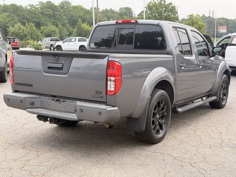 Used 2020 Nissan Frontier SV w/ Midnight Edition Floor Mats RWD image 12