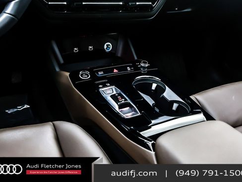 Used 2025 Audi Q6 e-tron Premium Plus w/ Premium Plus image 6