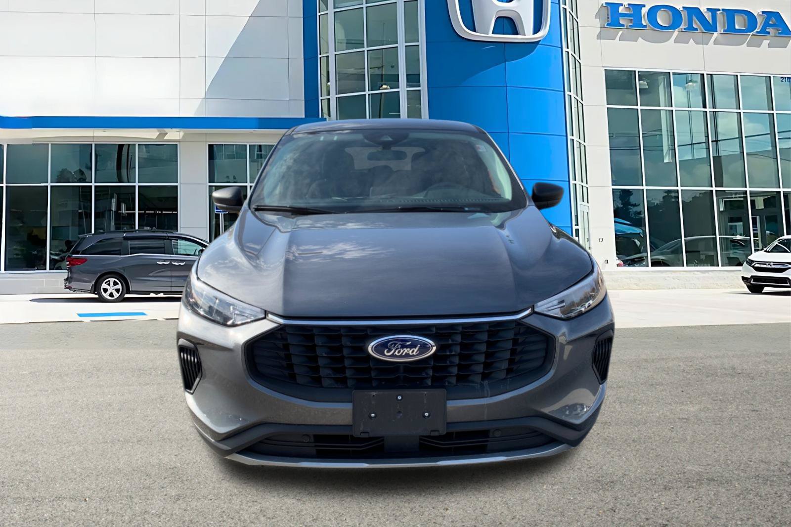 Used 2025 Ford Escape Active AWD/4WD image 8
