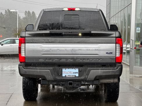 Used 2017 Ford F350 Platinum w/ Platinum Ultimate Package image 4