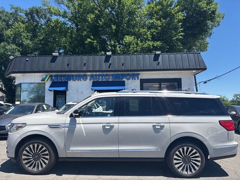 Used 2019 Lincoln Navigator L Reserve w/ Cargo Package AWD/4WD image 4