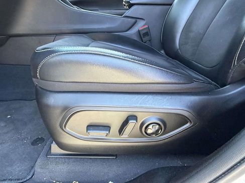 Used 2023 Jeep Grand Cherokee L Laredo AWD/4WD image 16