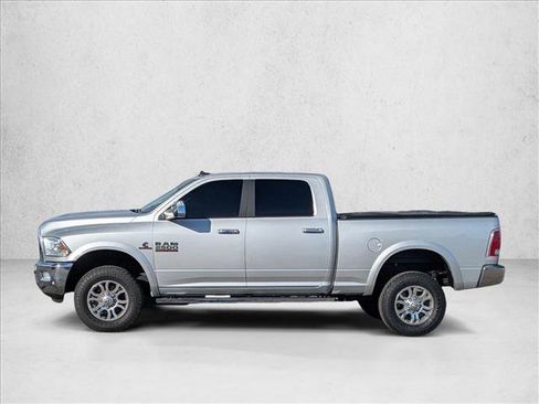 Used 2018 RAM 2500 Laramie image 8