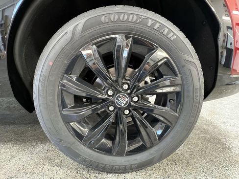 New 2025 Buick Envista Sport Touring w/ Convenience II Package image 32